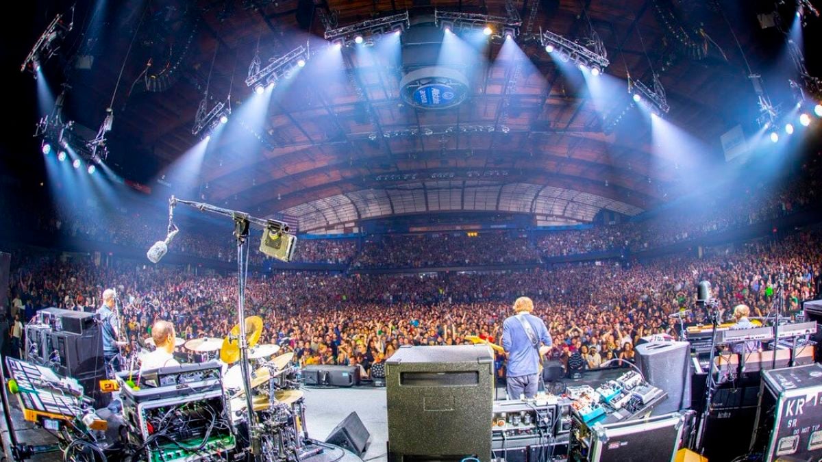 Phish Plays +25-Minute ‘No Men In No Man’s Land’ On Fall Tour 2018