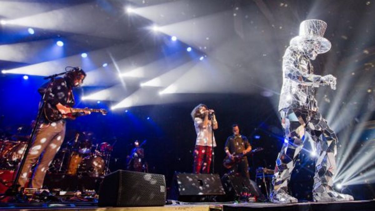 The Revivalists Announce New Year's Eve 2018 Show & Share New Single 'Shoot You Down'