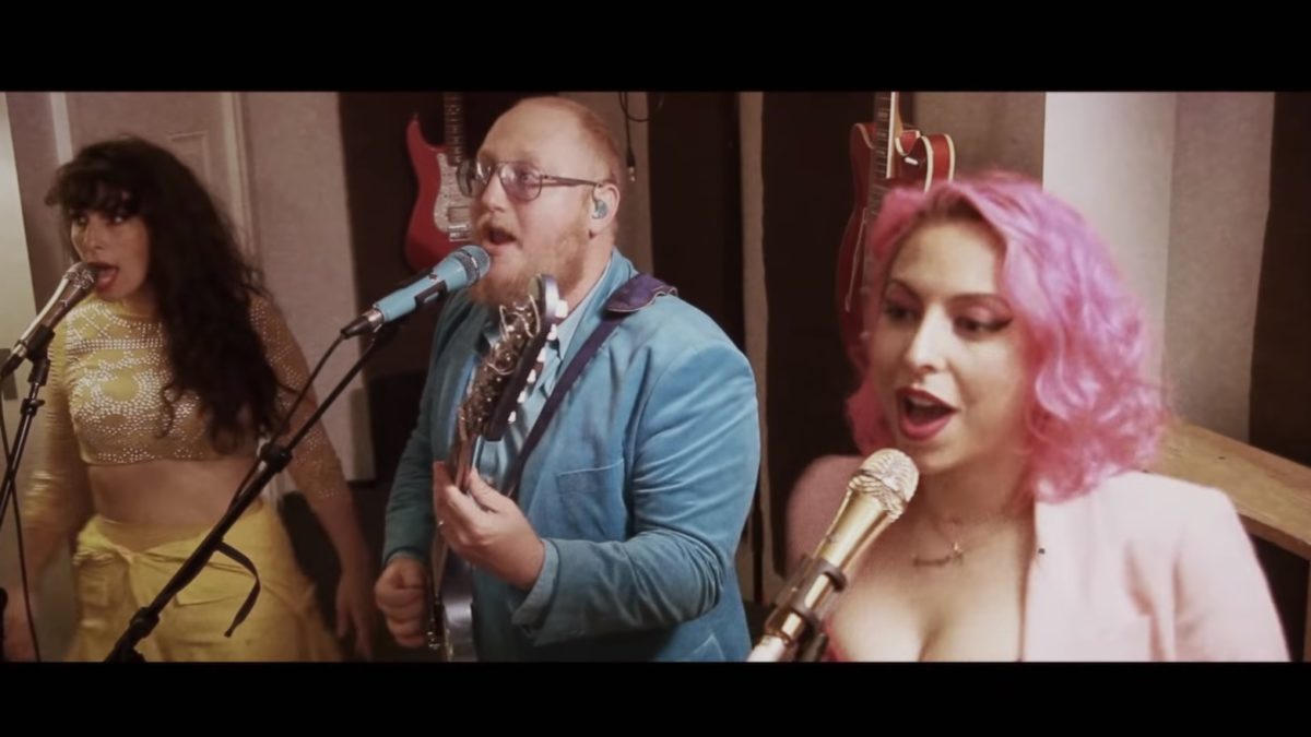 Turkuaz Unveils 'Make You Famous' Video