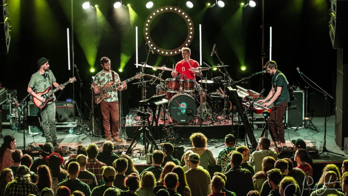 Aqueous Releases Surprise Live Album 'Element Pt. III: Best Of Color Wheel Tour'
