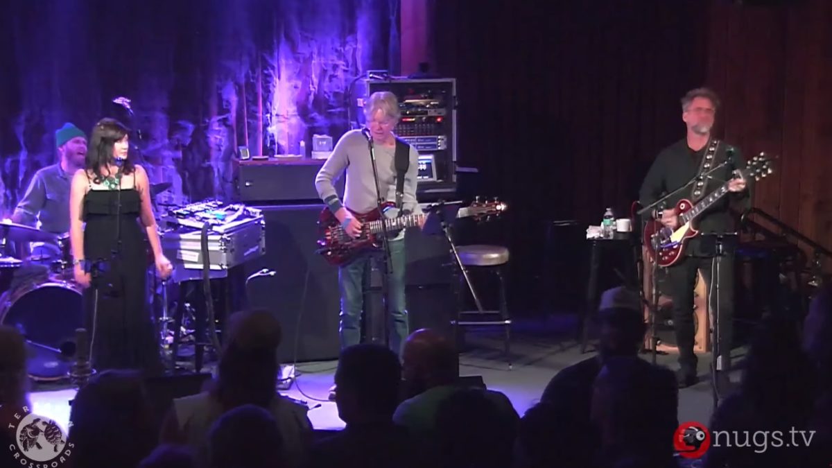 Phil Lesh & Friends Recreate Grateful Dead Show From 1978 At Terrapin Crossroads