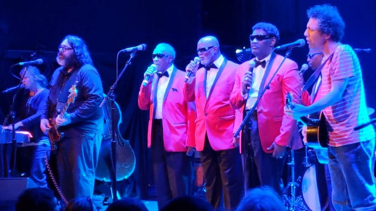 Blind Boys Of Alabama & Jon Langford Join Yo La Tengo In New York City
