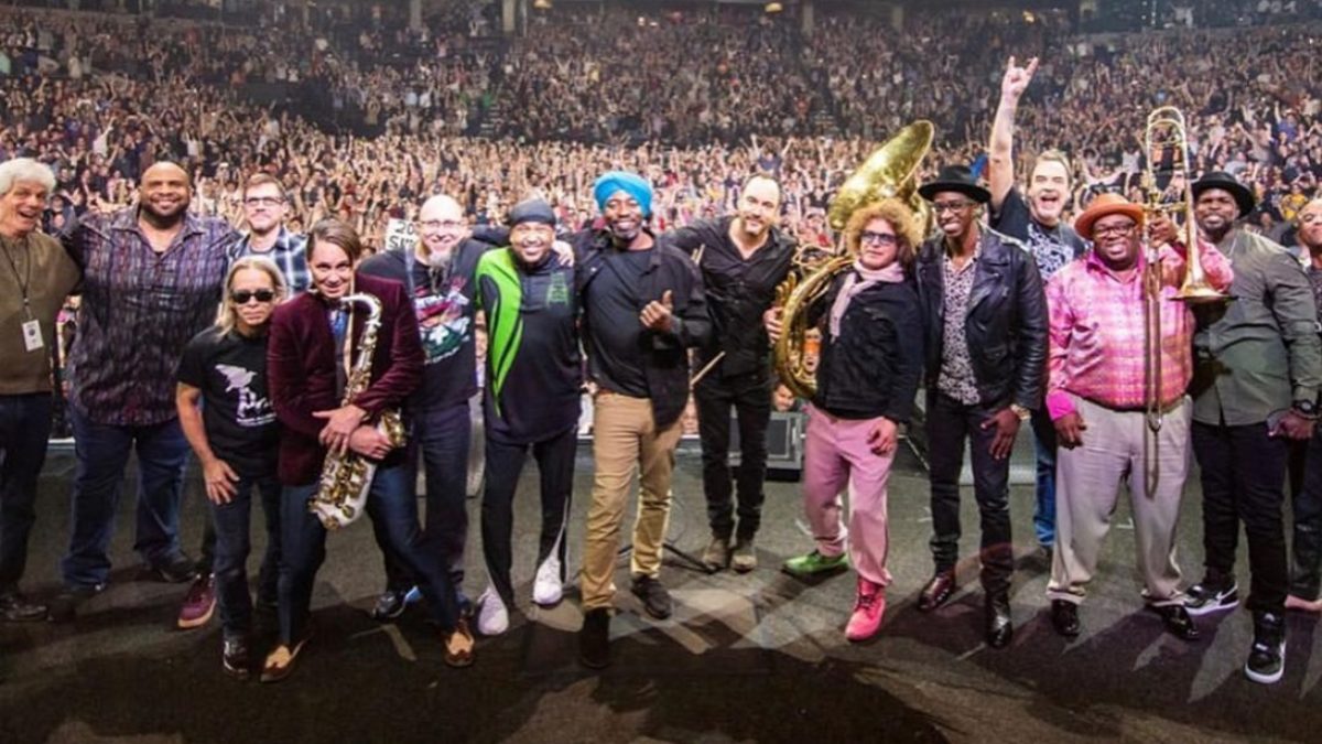 Dave Matthews Band Welcomes Guests, Debuts Cover & Offers Bust Out In Charlottesville