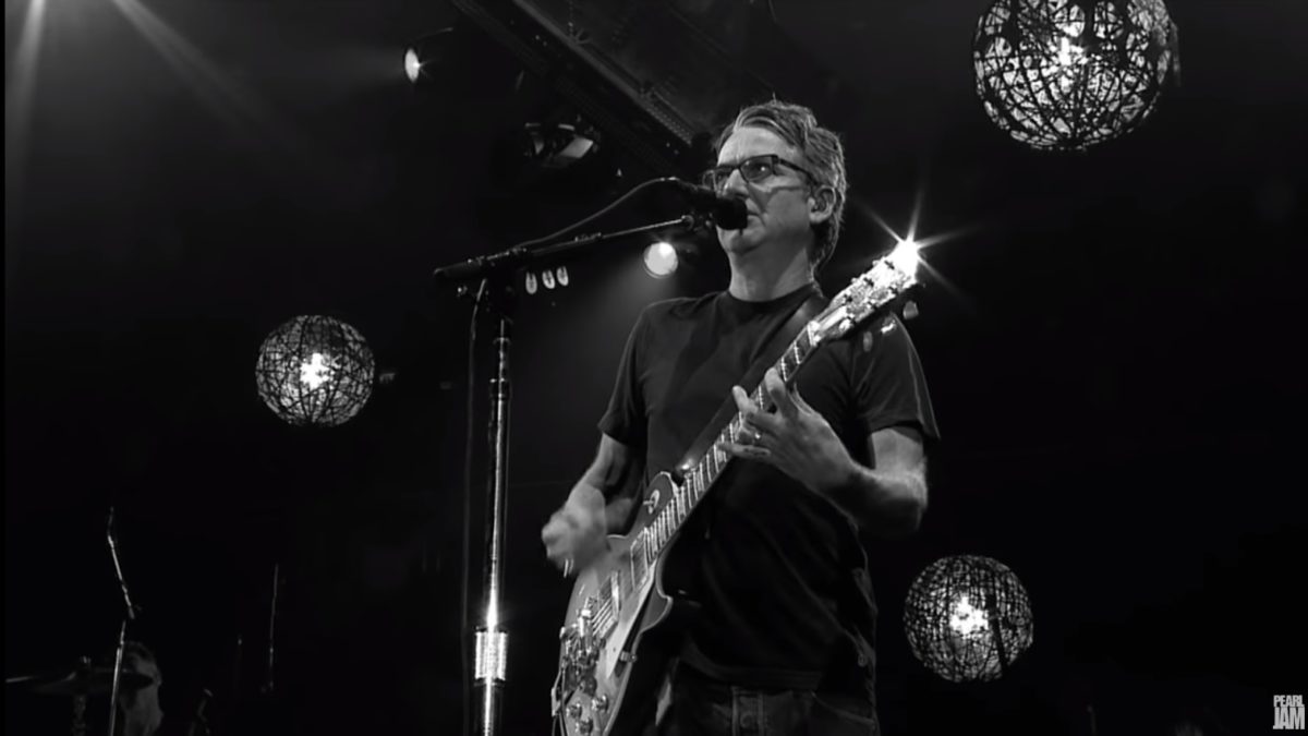 Pearl Jam Shares ‘Mankind’ From London 2018 Show: Pro-Shot Video