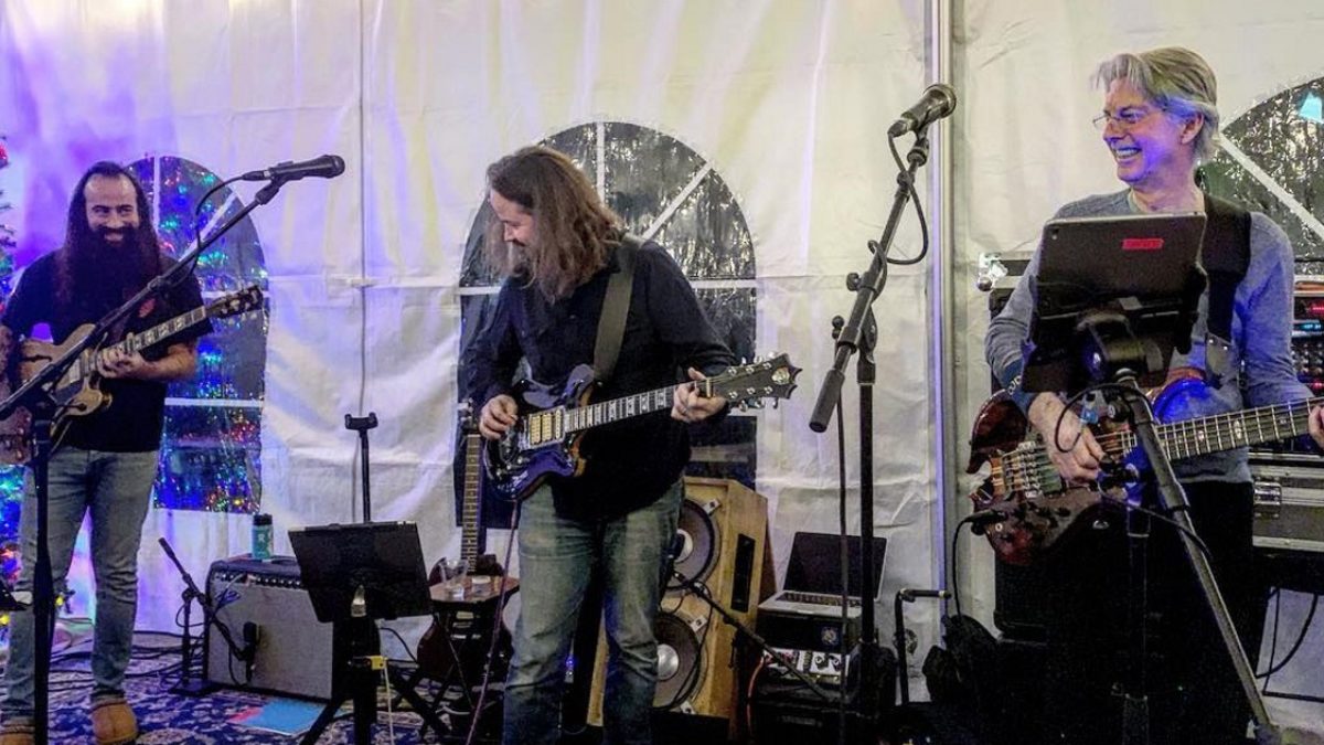 Phil Lesh Goes 'Under Cover' At Terrapin Crossroads: Full Set Video