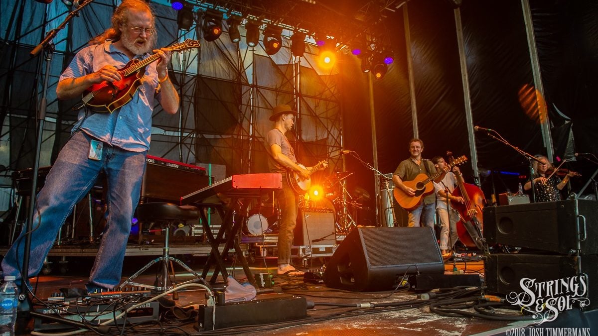 Railroad Earth Welcomes Chris Pandolfi At Strings & Sol