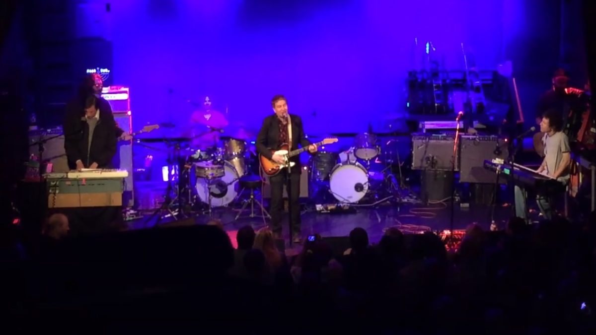 Dream Syndicate’s Steve Wynn & Others Join Yo La Tengo’s 2018 Hanukkah Run Finale