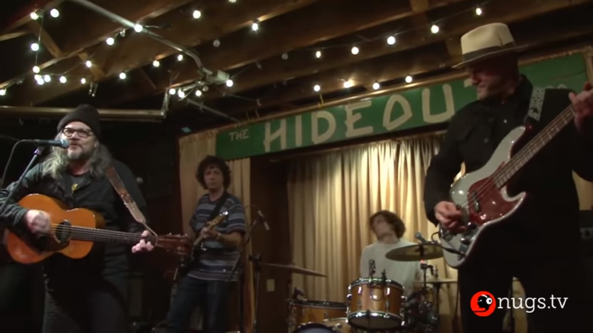 Jeff Tweedy Performs Intimate Album Release Show In Chicago: Full Show Pro-Shot Video