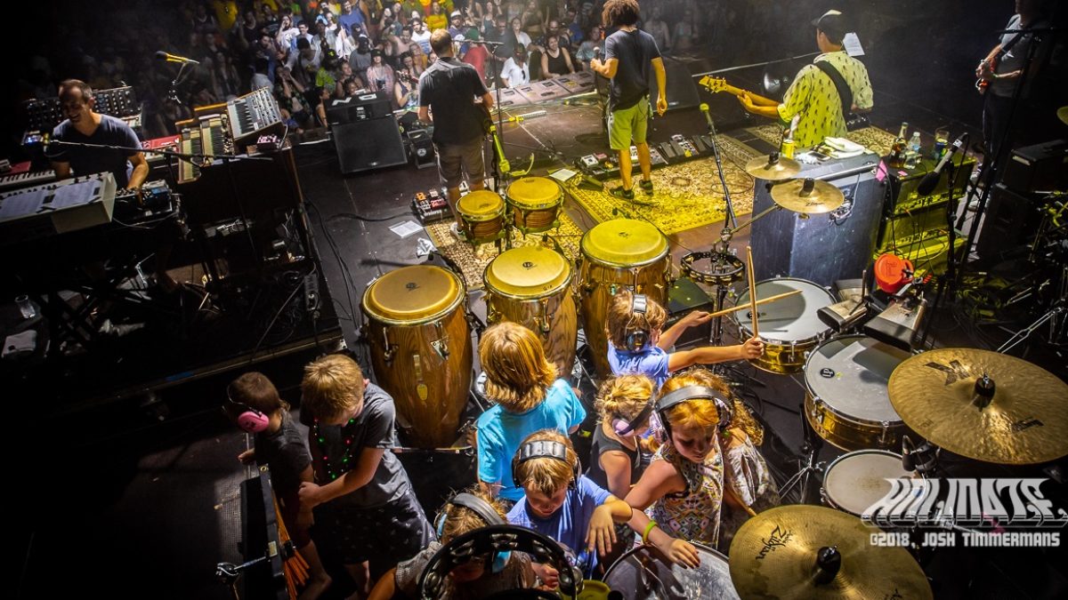 Umphrey's McGee Welcomes Aron Magner & Members' Children For All Night Wrong Set At Holidaze