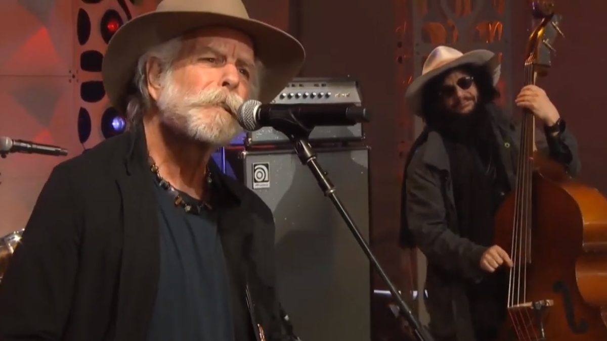 Bob Weir & Wolf Bros Perform ‘Easy Answers’ At 24 Hours Of Reality Event