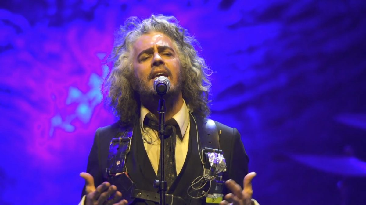 The Flaming Lips, Yo La Tengo & More Perform At Hi, How Are You Day? 2019