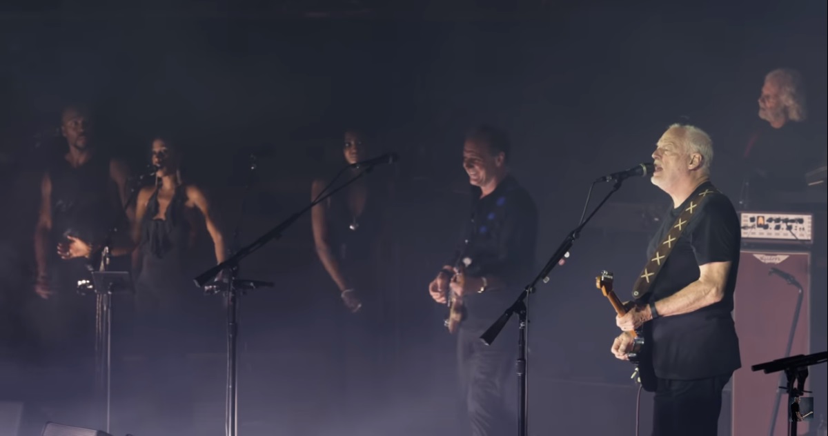 David Gilmour Performs Numb' At Pompeii In 2016