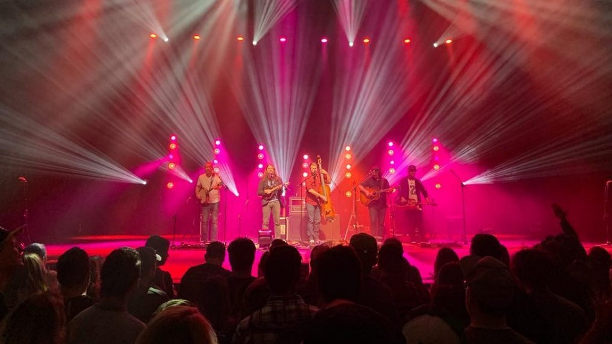 Greensky Bluegrass Continues Tour In Philadelphia With Phish Teases: Full Show Audio