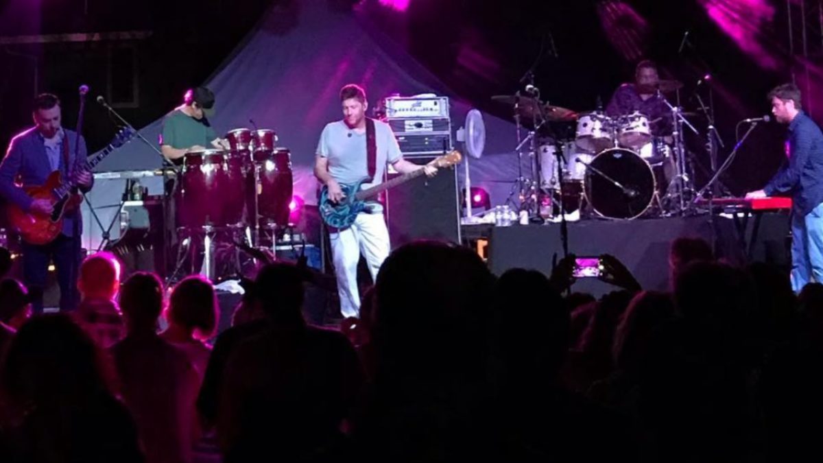 moe. Concludes tropical throe.down With The New Mastersounds Full-Band Segue