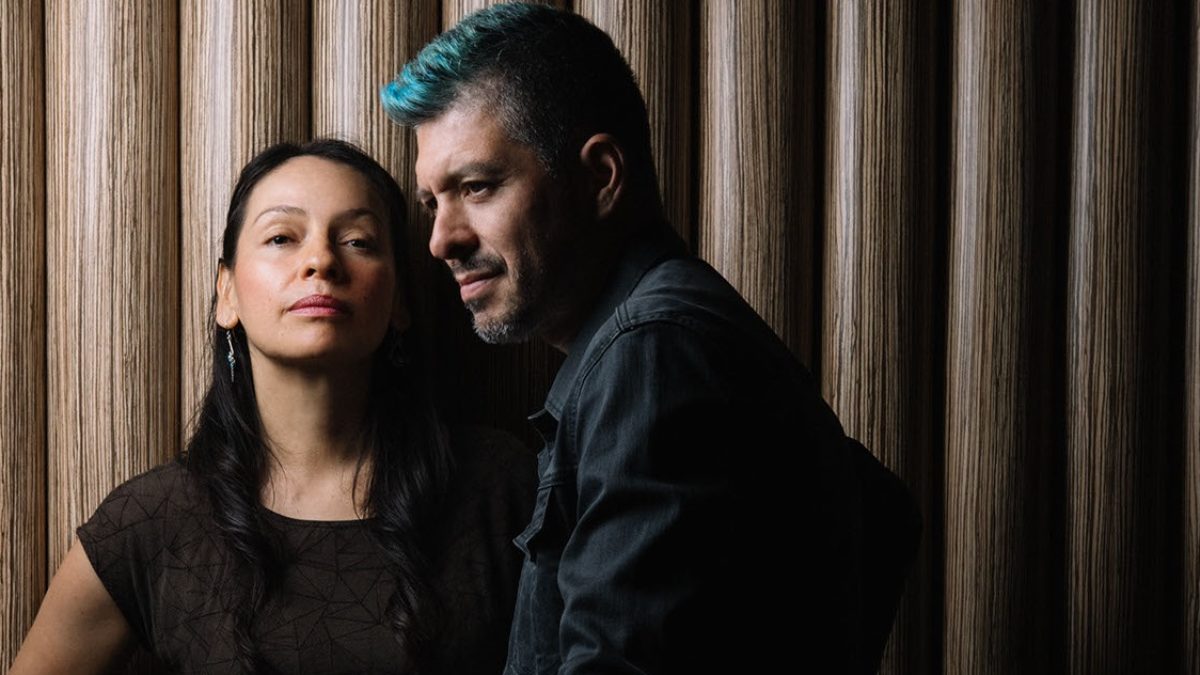 Rodrigo y Gabriela Cover Astor Piazzolla’s ‘Oblivion’