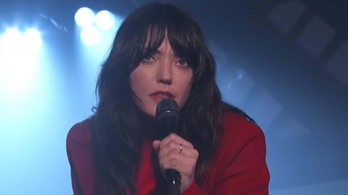 Sharon Van Etten Performs On 'Jimmy Kimmel Live'