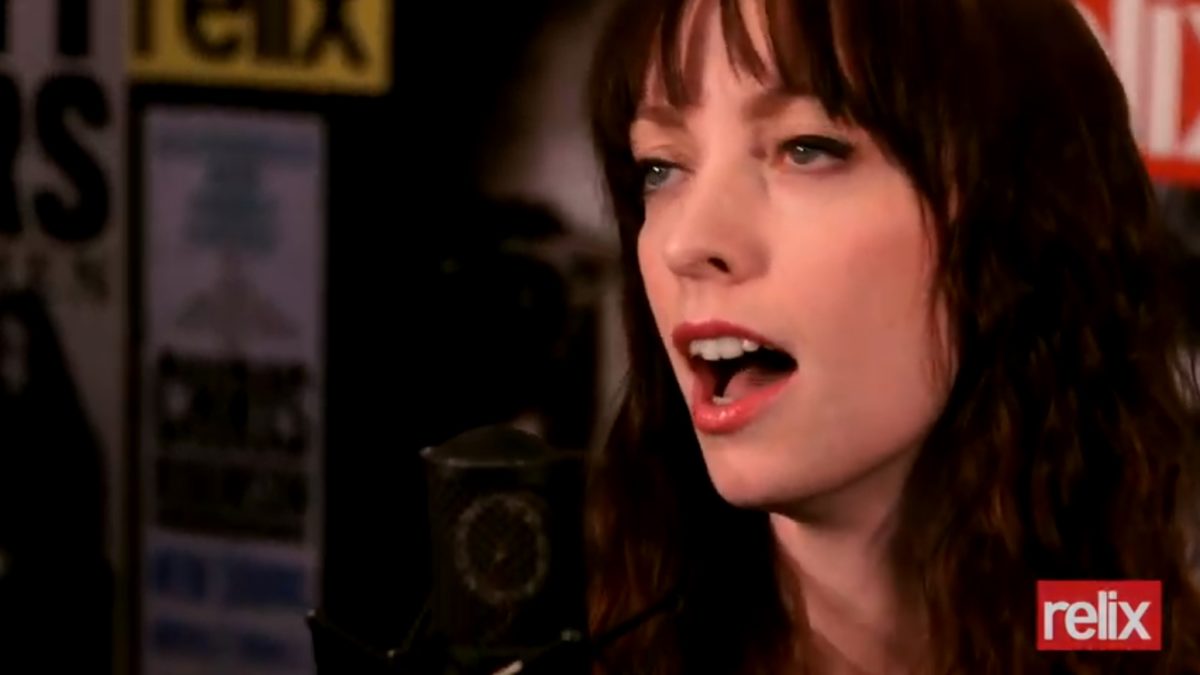 Sister Sparrow & Dirty Birds Cover ‘Bridge Over Troubled Water’ For Relix Session