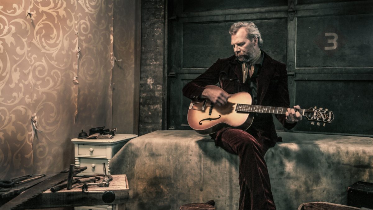Tim Bluhm Shares 'Where I Parked My Mind' Video: Exclusive Premiere