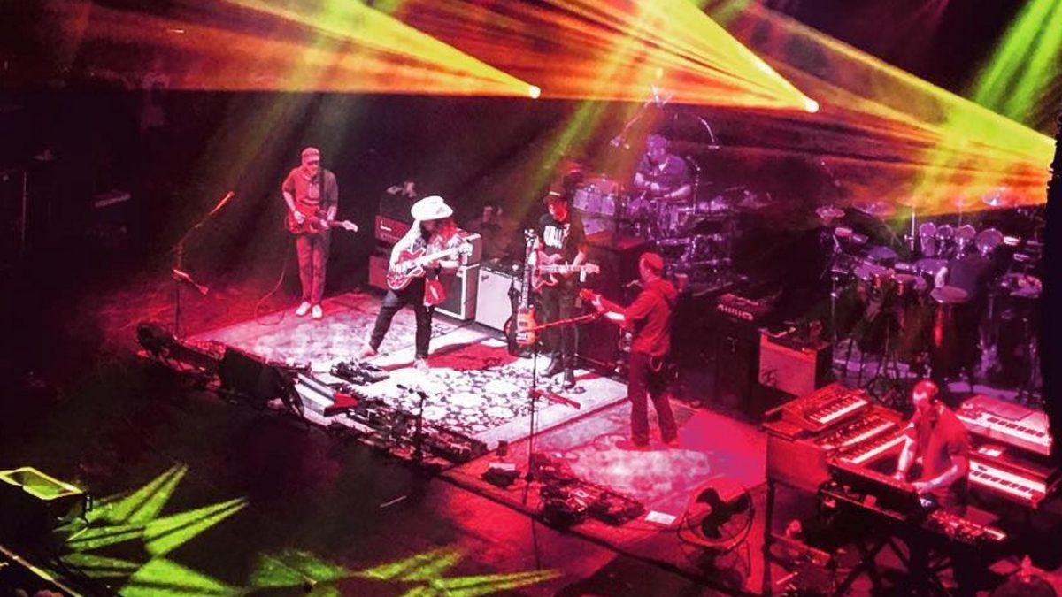 Umphrey's McGee Welcomes Marcus King & Unearths Bob Marley Cover At Milwaukee Finale - Full Show Audio