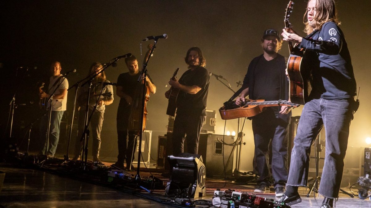Greensky Bluegrass Busts Out Jason Isbell & The Band Covers And Welcomes Billy Strings In Jim Thorpe