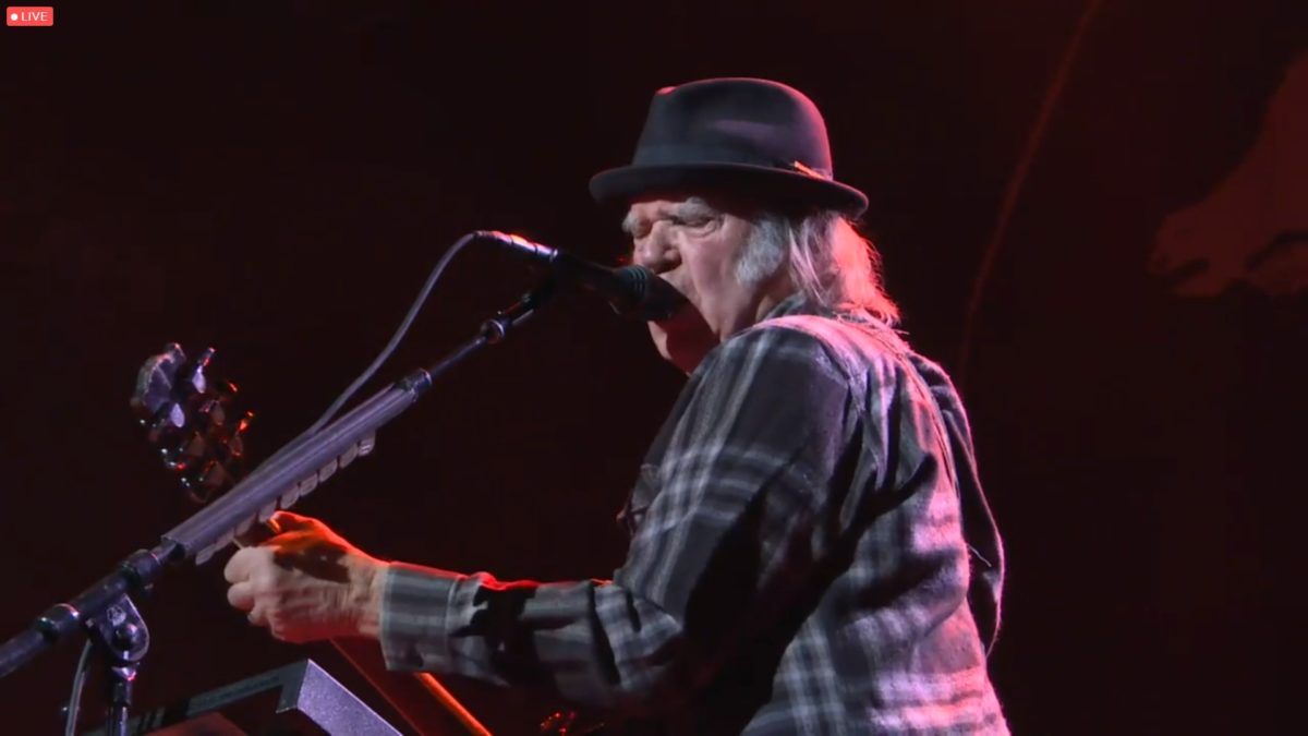 Neil Young Busts Out ‘Distant Camera’ At Crazy Horse Opener In Winnipeg