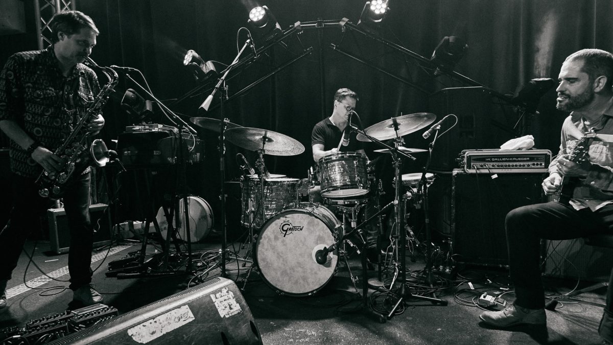 Garage A Trois Welcomes Fareed Haque, Erik Deutsch & More In Seattle: Full Show Audio