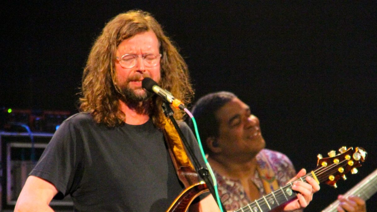 Oteil Burbridge Guests With John Kadlecik Band In Boca Raton