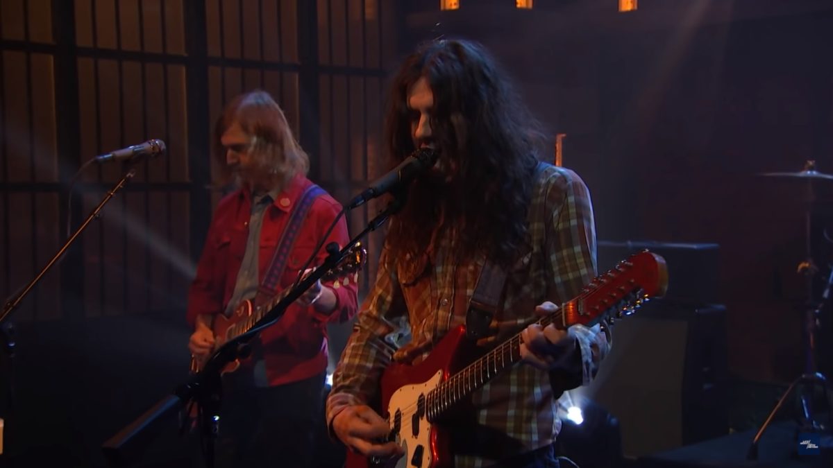 Kurt Vile Performs ‘Yeah Bones’ On ‘Late Night’
