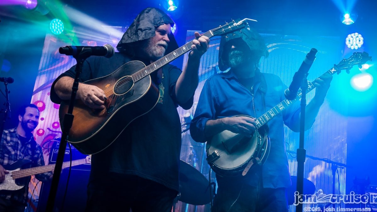 Leftover Salmon Welcomes Taz, Skerik & More On Jam Cruise 17: Full Show Audio