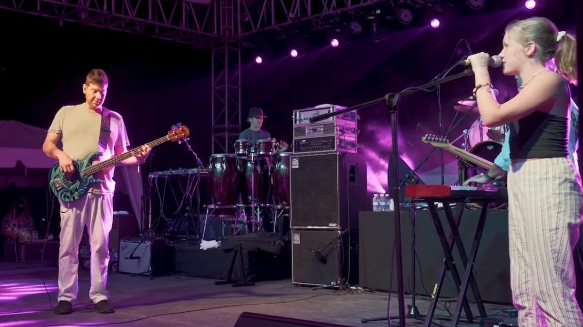 moe. Covers ‘Reelin’ In The Years’ At tropical throe.down: Pro-Shot Video