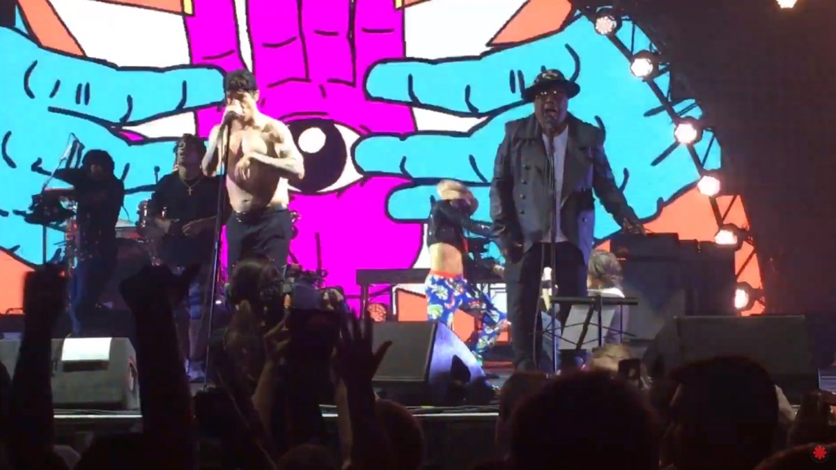 Red Hot Chili Peppers Welcome George Clinton & Parliament-Funkadelic And Honor Mark Hollis In Brisbane