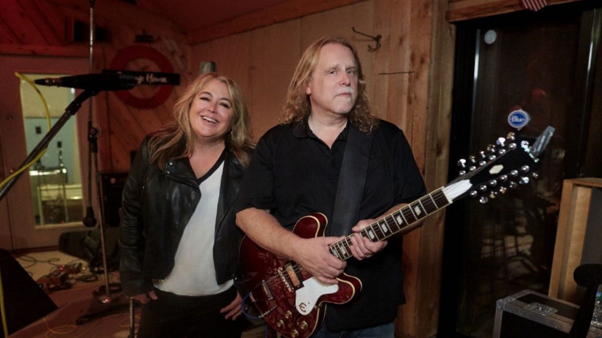 Warren Haynes & Stefani Scamardo Announce Valentine's Day Special On SiriusXM Jam On