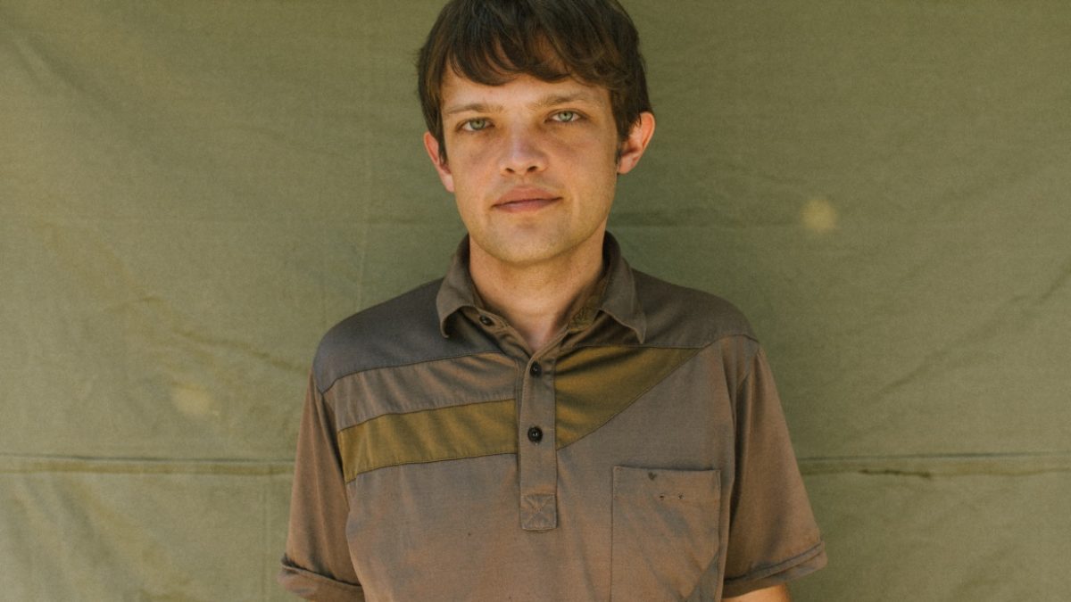 William Tyler Covers Fleetwood Mac, Yo La Tengo & More For ‘Lagniappe Sessions’