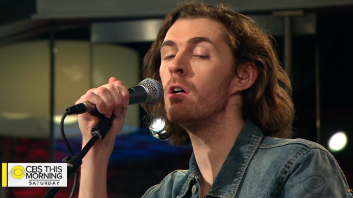 Hozier Performs On 'Saturday Sessions'
