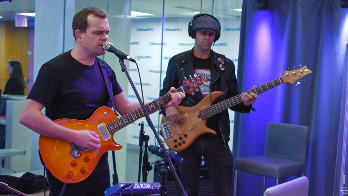 Umphrey's McGee Performs 'Push & Pull' For SiriusXM
