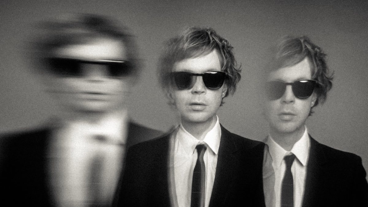 Beck Shares 'Saw Lightning' Single & Announces 'Hyperspace' Album