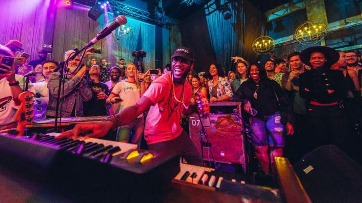 Cory Henry & The Funk Apostles Cover Marvin Gaye's 'Inner City Blues' With B.Slade: Pro-Shot Video