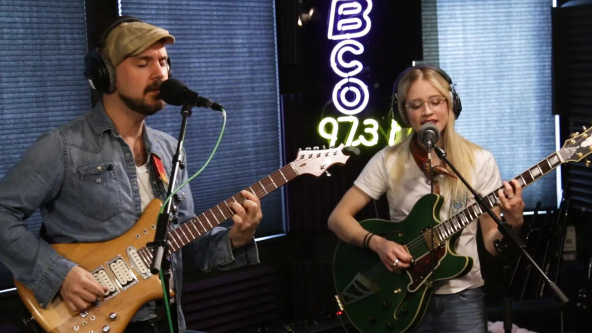 Ghost Light Performs 'Best Kept Secret' & 'Isosceles' At KBCO's Studio C: Pro-Shot Videos