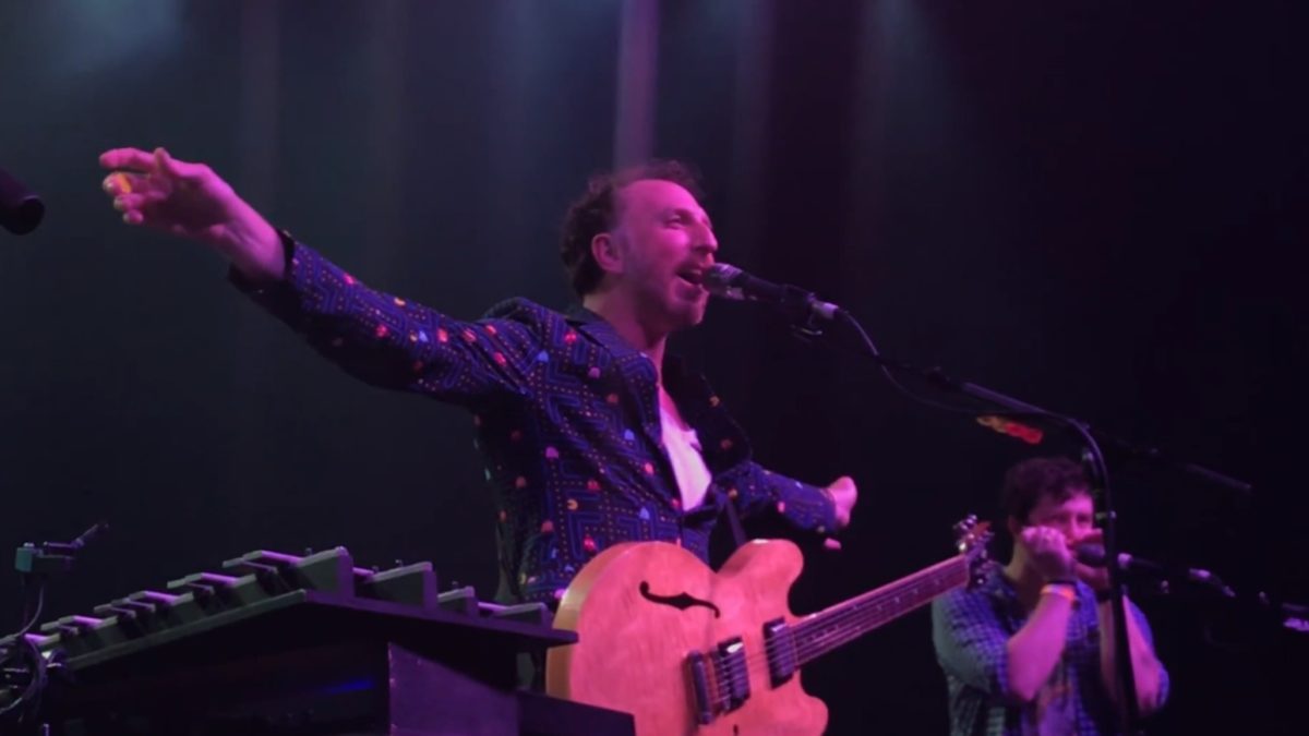 Guster Audience Harmonica Duel Includes Partial Blues Traveler Cover