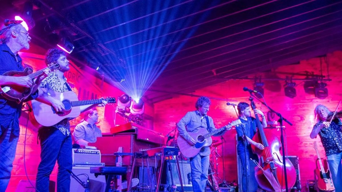 Railroad Earth Dusts Off Traffic Cover In Austin