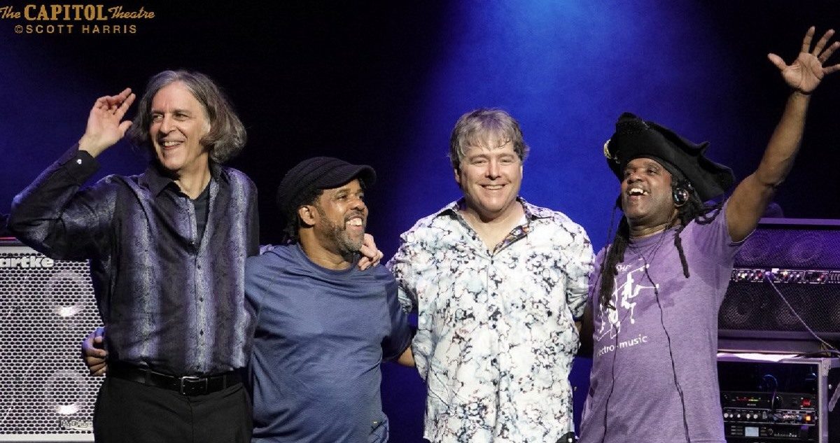 Bela Fleck Flecktones Live Harris