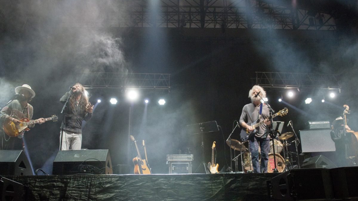 Bob Weir & Wolf Bros Welcome Chris Robinson, Jackie Greene At BeachLife Festival