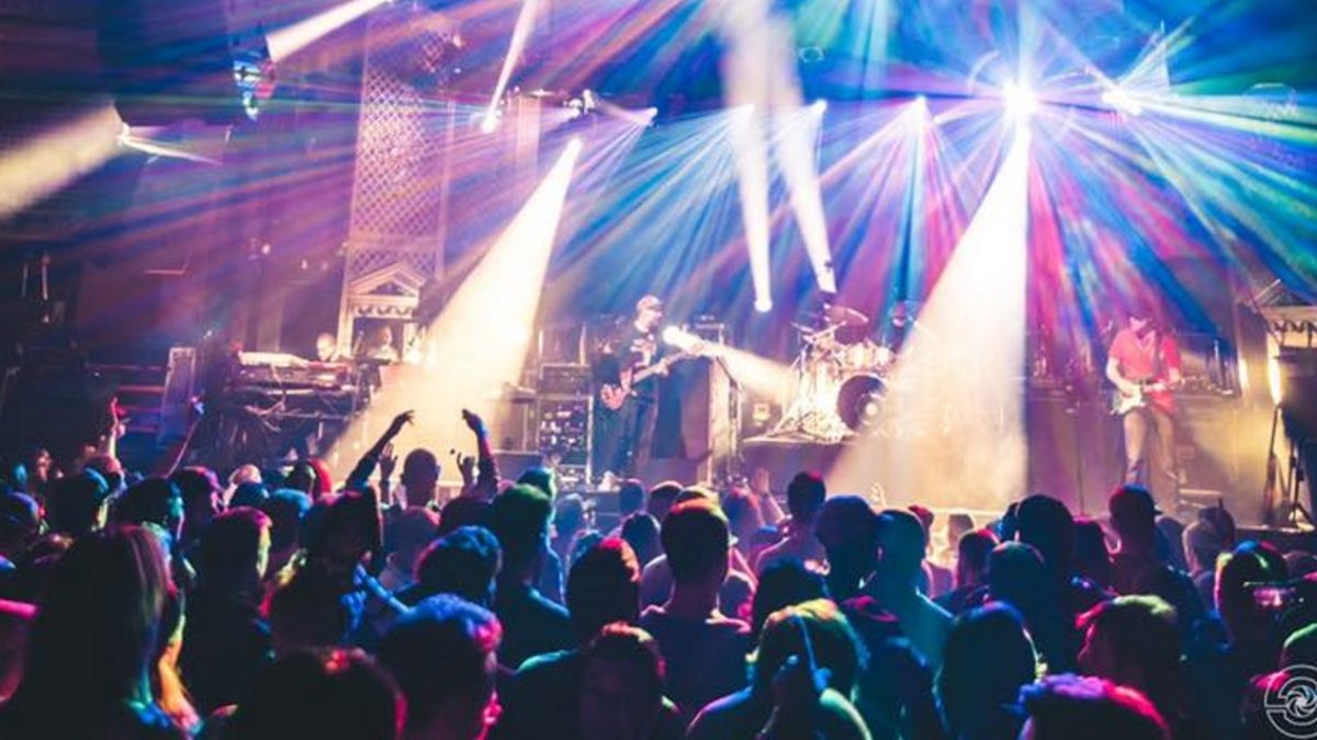 The Disco Biscuits Offer Giant ‘42’ Sandwich In Denver