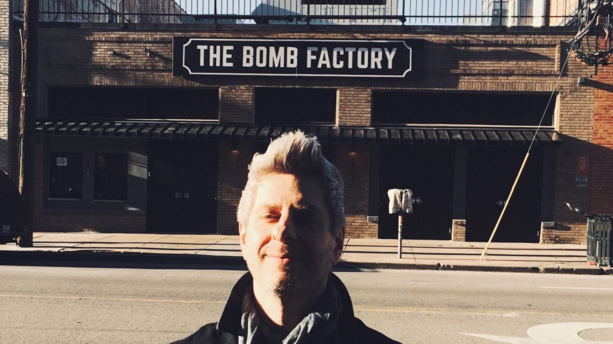 Phish Unleashes Original 'Tweezerfest' At Bomb Factory On This Date In 1994