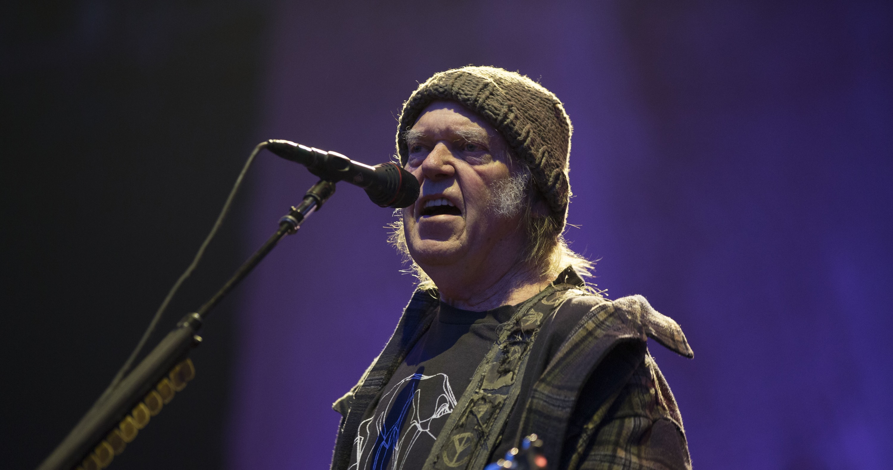 Listen To Neil Young & Promise Of The Real Perform ‘Throw Your Hatred