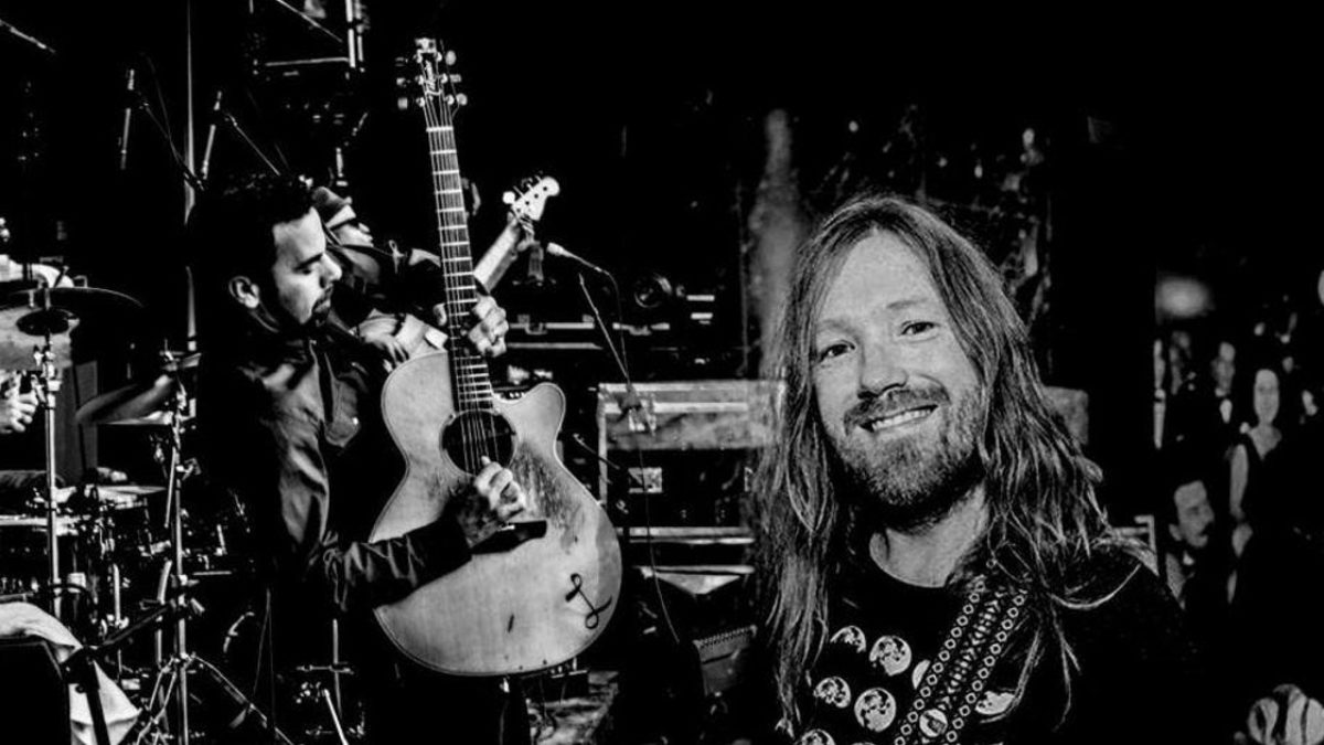 Bone Diggers Confirm Tour With Jennifer Hartswick & Jeff Franca