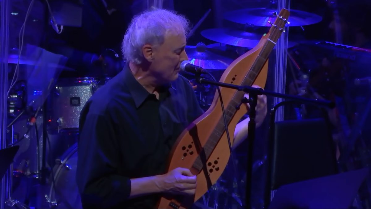 Bruce Hornsby & The Noisemakers Perform 'Echolation' In Brooklyn