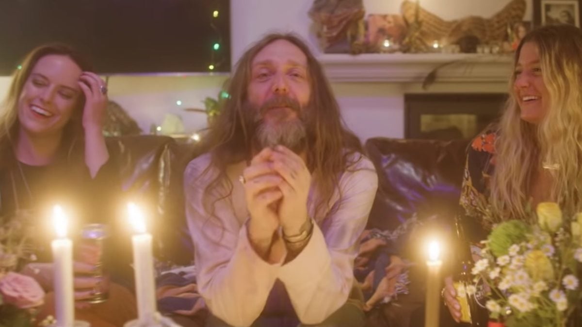 Chris Robinson Brotherhood Share 'Let It Fall' Video