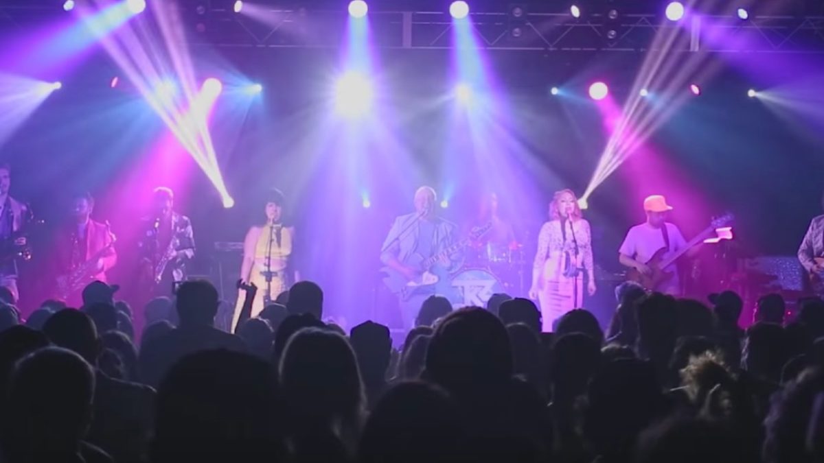 Turkuaz Performs ‘Electric Habitat’ In Burlington