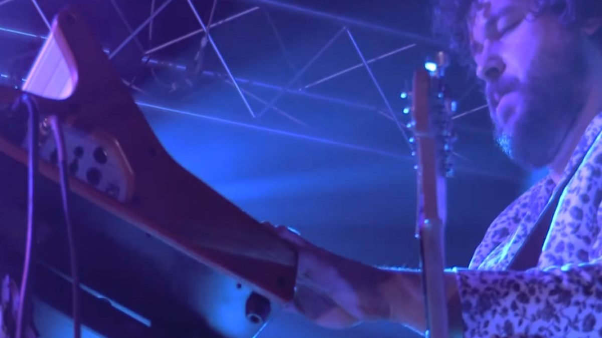 Turkuaz Performs ‘Superstatic’ In Burlington